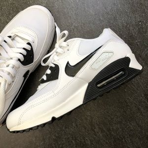 Women’s Air Max 90